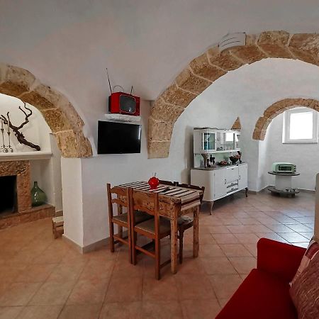 I Trulli Dell'Orfanello Villa มาร์ตินาฟรังกา ภายนอก รูปภาพ
